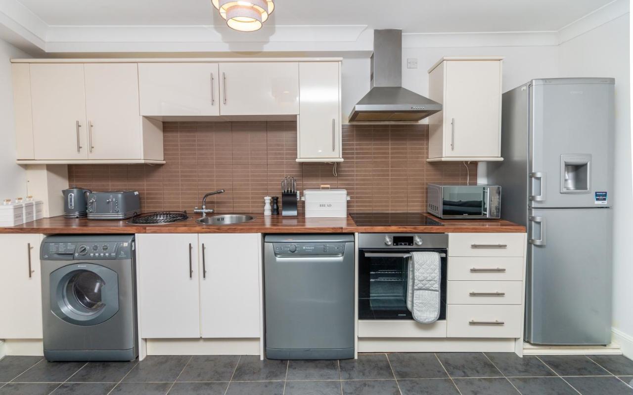 D'City Apartment, Up To 5 Guests Dundee Eksteriør billede
