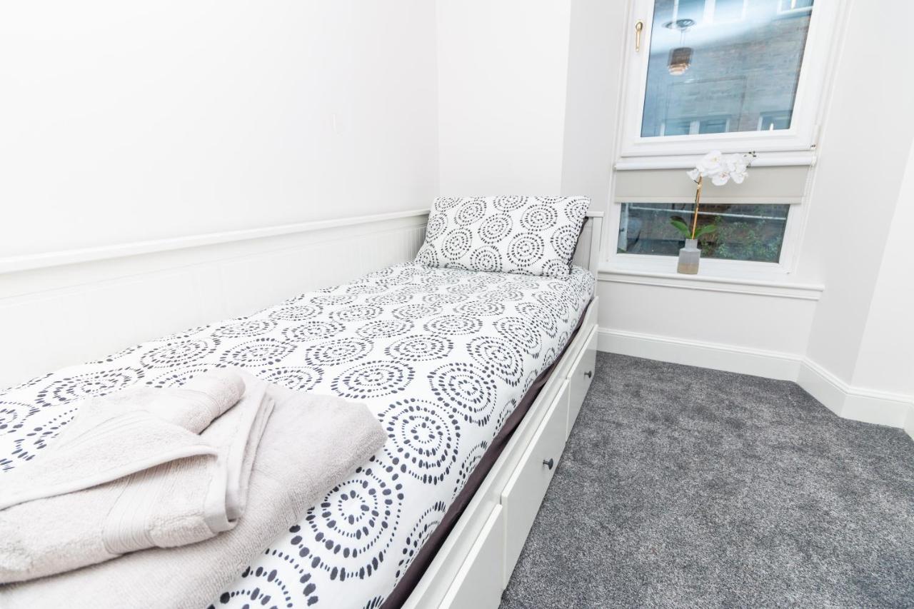 D'City Apartment, Up To 5 Guests Dundee Eksteriør billede